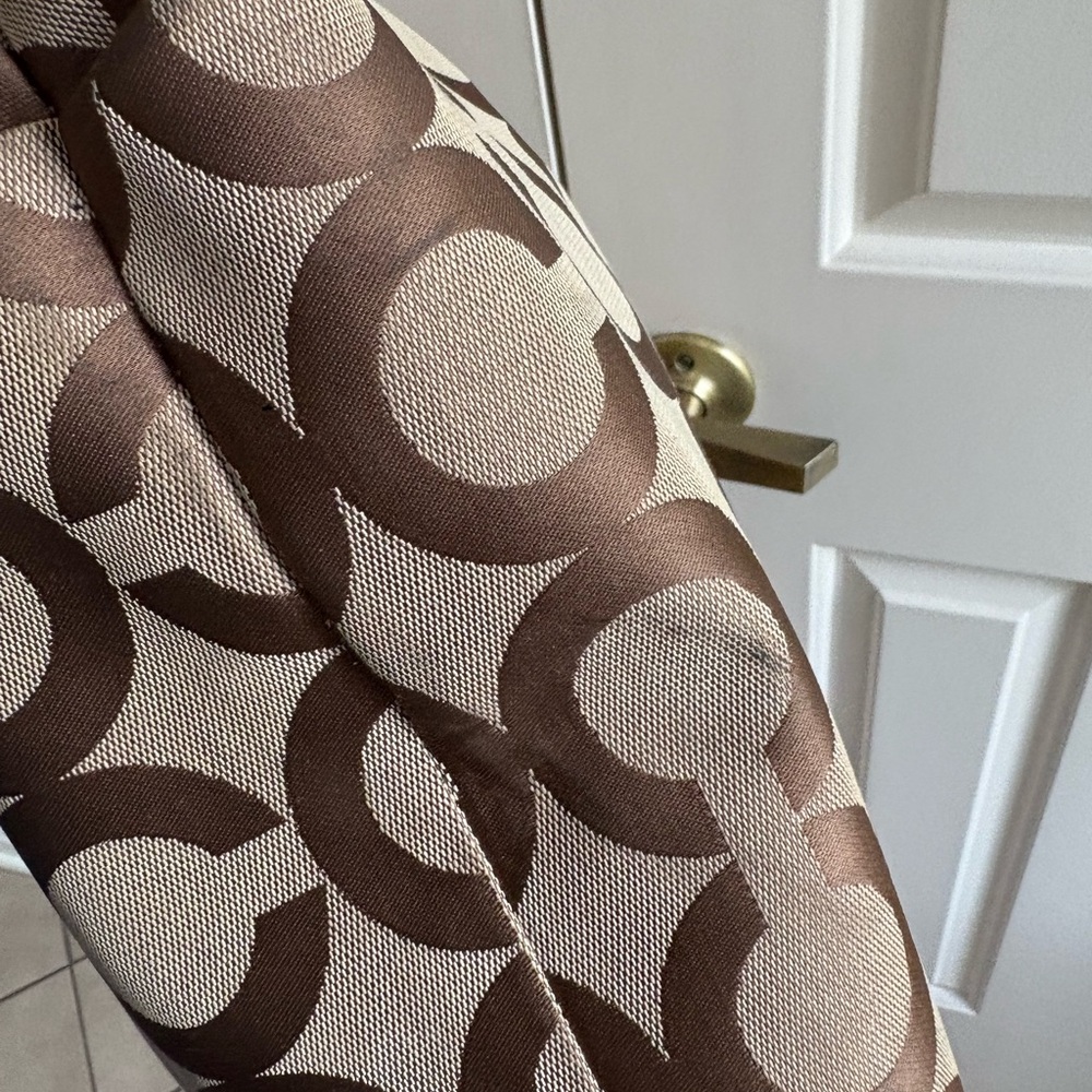 Coach Poppy Brown and Tan Signature Tote Bag
Poppy! - Picture 7 of 9